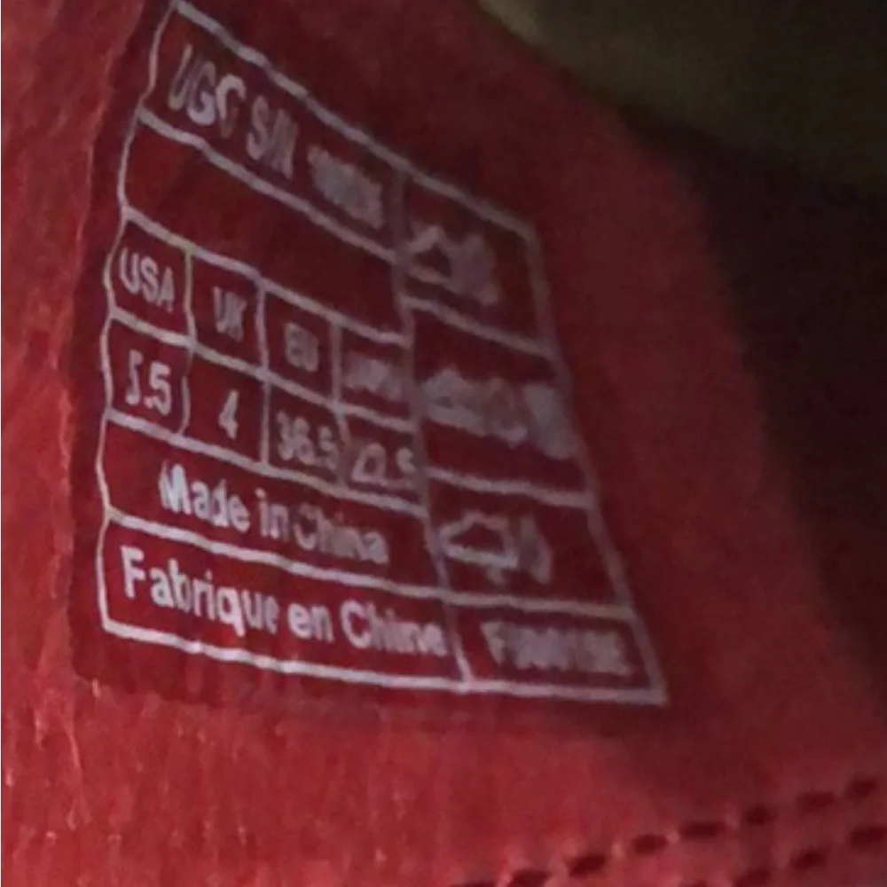 UGG WINTER SHOES WOMENS SIZE 5.5 - Picture 6 of 13